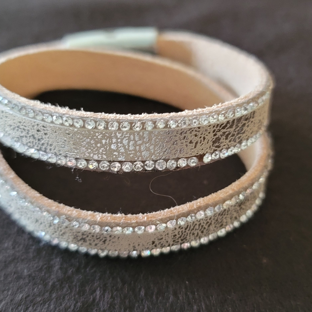 Ladies wrap bracelet
